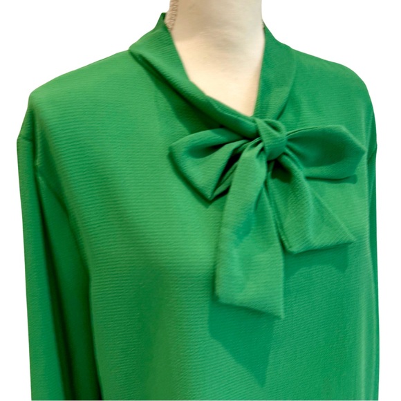 NWOT Boohoo Green Long Sleeve Blouse with Neck Ties - Bow! | Size US 10 - Picture 8 of 12
